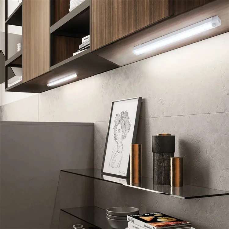 Motion Sensor Lamp Night Light Wireless LED USB Type C Rechargeable Lamp for Kitchen Cabinet Bedroom Wardrobe Staircase Lighting