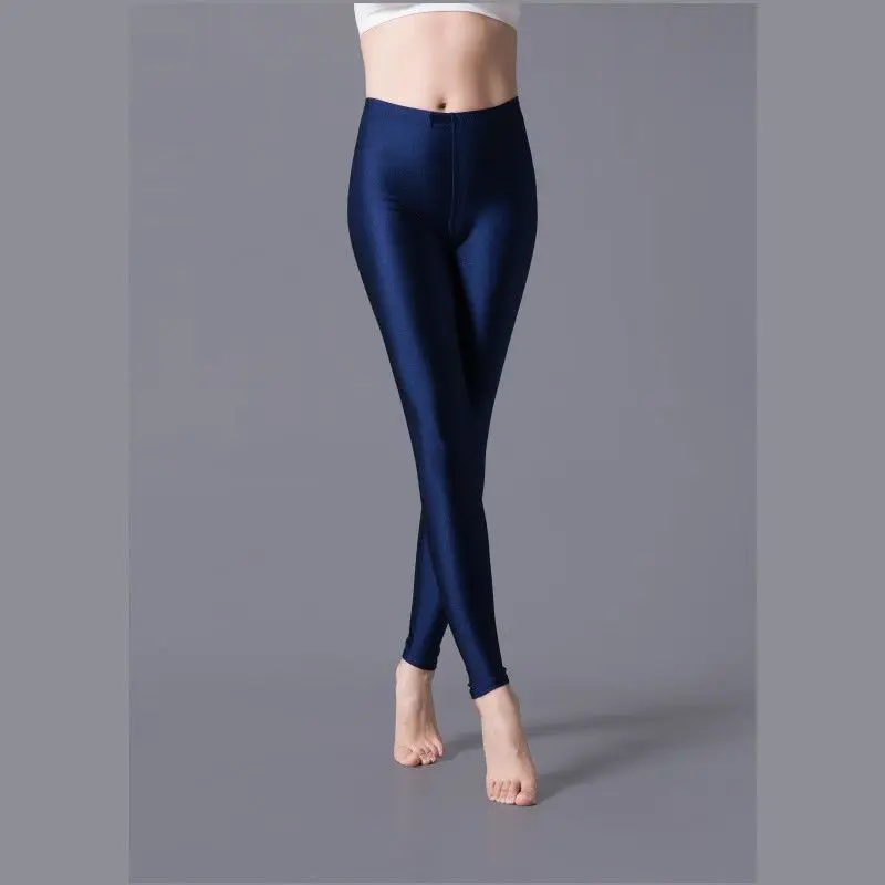 Women Shiny Pant Leggings Hot Selling Leggings Solid Color Fluorescent Spandex Elasticity Casual Trousers Shinny Legging