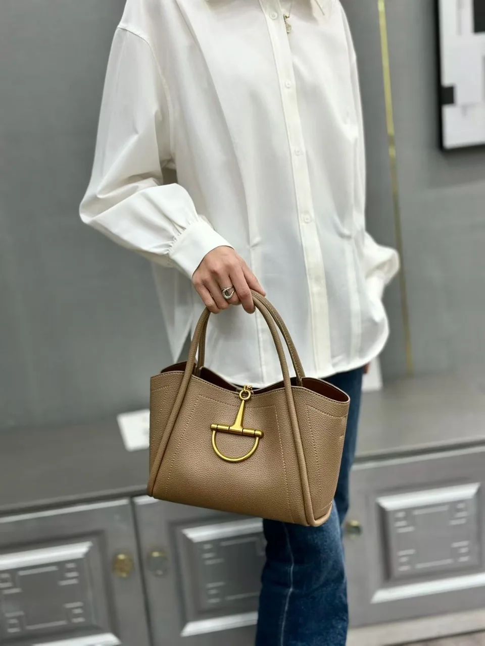 Minimalist Unique Leisure Business Diaper Bag For Women Stylish Vintage Fashionable Leather Tote With Fashion Forward Look