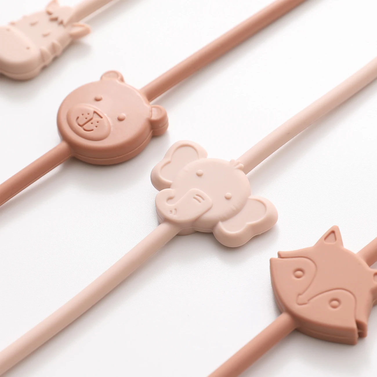 6pcs Baby Pacifier Clips Soft Silicone，Baby Toy Adjustable Infant Nipple Holder  Stroller Baby Accessories