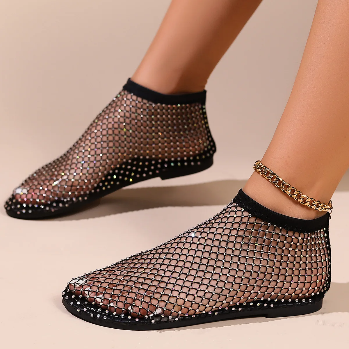 Luxury Brand Women's New Round Toe Flat Bottom Slippers Hollow Short Boots Water Diamond Sexy Flat Bottom Banquet Sandals