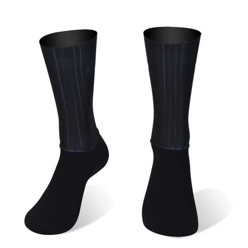 2027 New Socks Aero Anti Slip Silicone Summer Whiteline Cycling Socks Men Bicycle Sport Running Bike Socks Calcetines Ciclismo