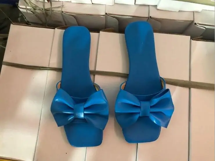 Spring/Summer New 2026 Outdoor Flat Leather Bow Non-Slip Beach Lady Slippers Casual All-Match Fashion Women Sandals