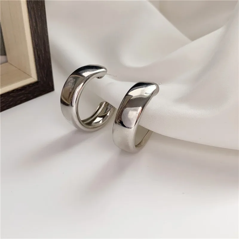 Minimalist Brand Hoop Circle Earring Woman 2022 New Vintage Gold Color korean Scrub Statement Big Earrings Accessories brincos