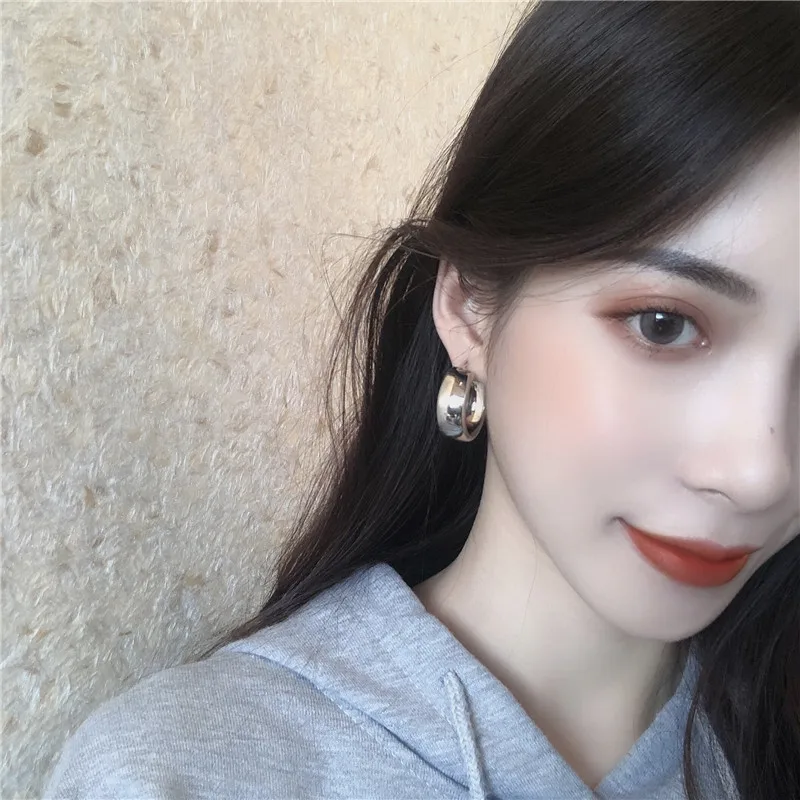 Minimalist Brand Hoop Circle Earring Woman 2022 New Vintage Gold Color korean Scrub Statement Big Earrings Accessories brincos