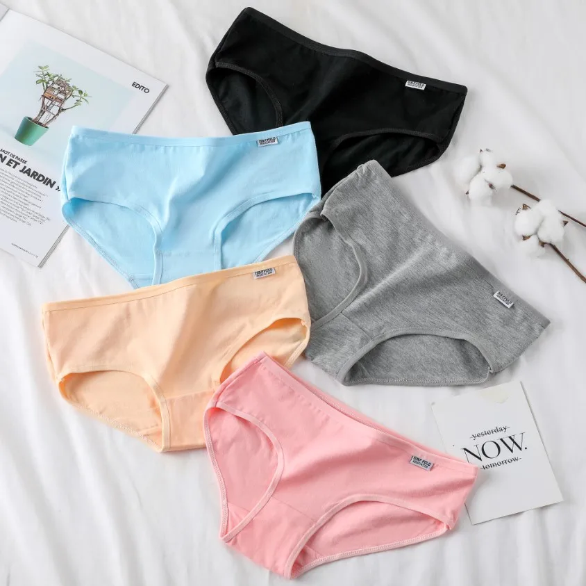 Candy Color Panties Women's Comfortable High Quality Cotton Women's Underwear Mid Waist Ureathable Women's Large Size Briefs