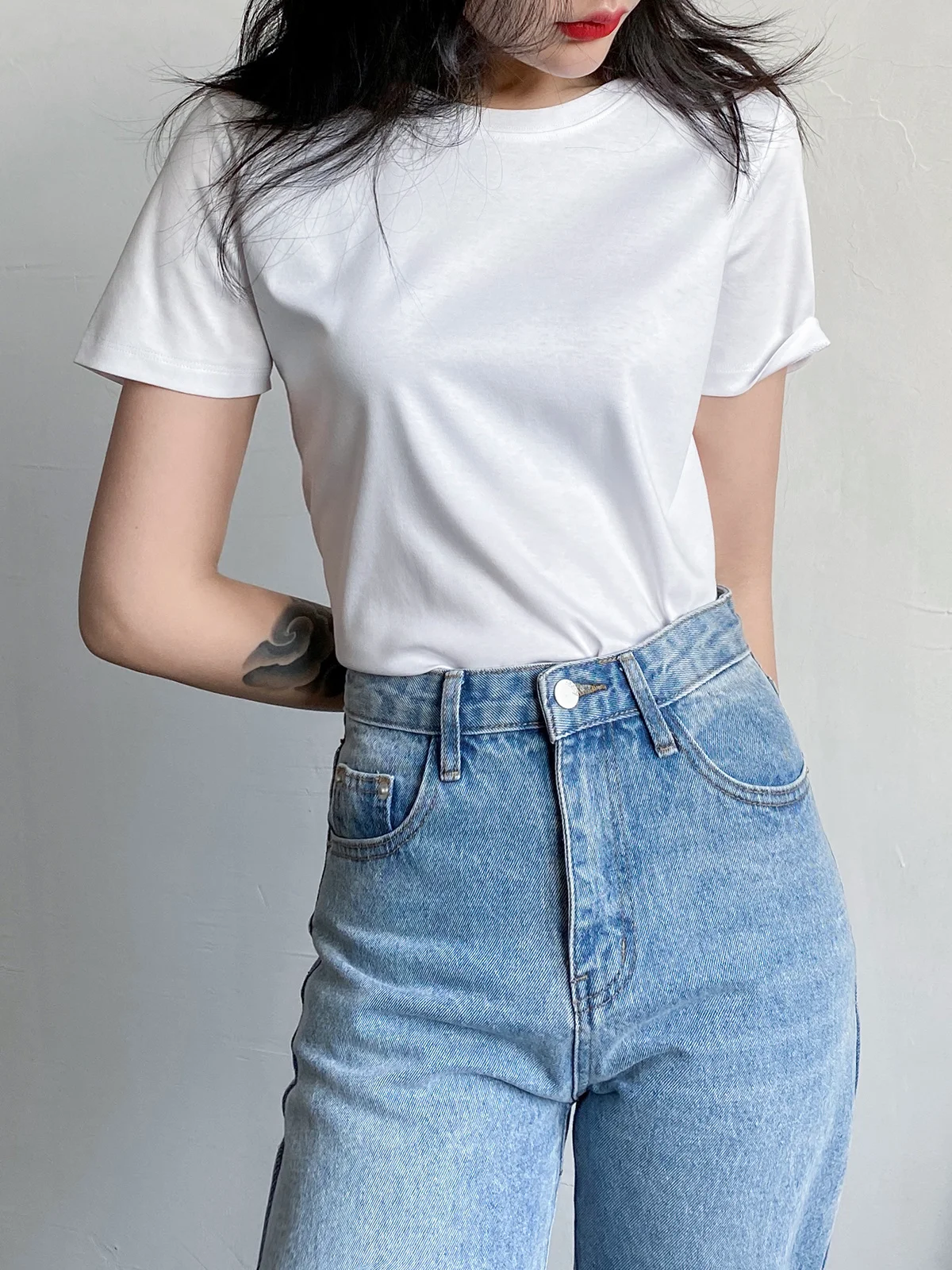 Summer 6% Mulberry Silk Cotton T-shirts Women Loose Round Neck Short Sleeve Luxury Tee Solid Color Basic Tops
