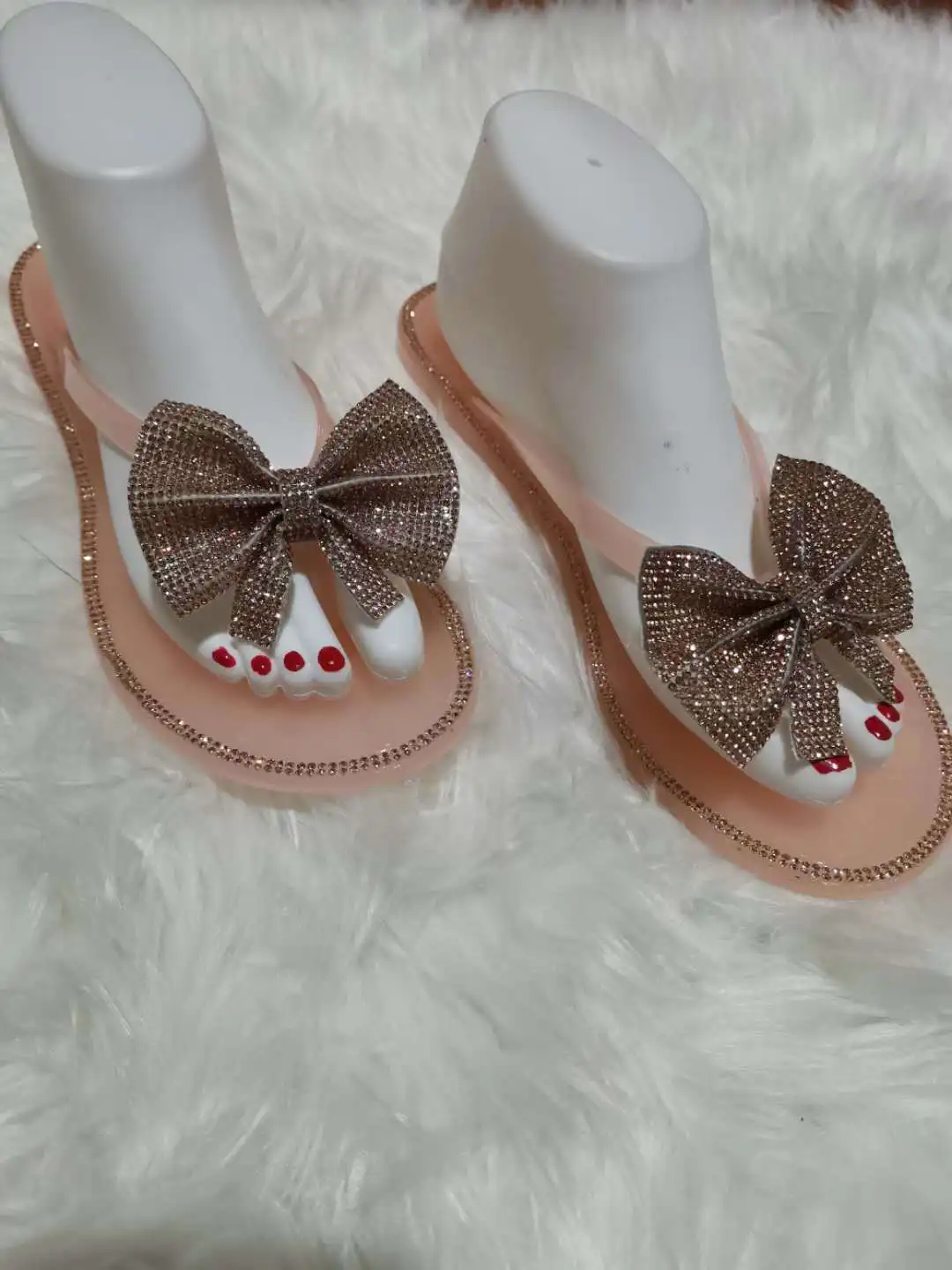 2024 Spring/Summer New Large Size Flip Flops Women Bow Knot Rhinestones Outdoor Leisure Beach Flat Home Sandals/Slippers