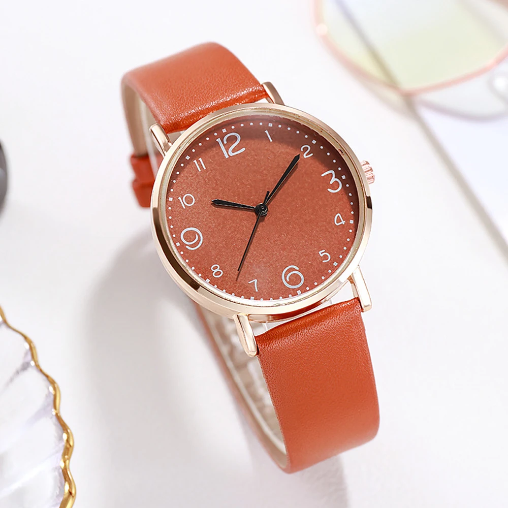 New Simple Vintage Digital Face Leather Belt Woman Watch Round Leisure Student Quartz Watchs Wear Matching Women's Wristwatch