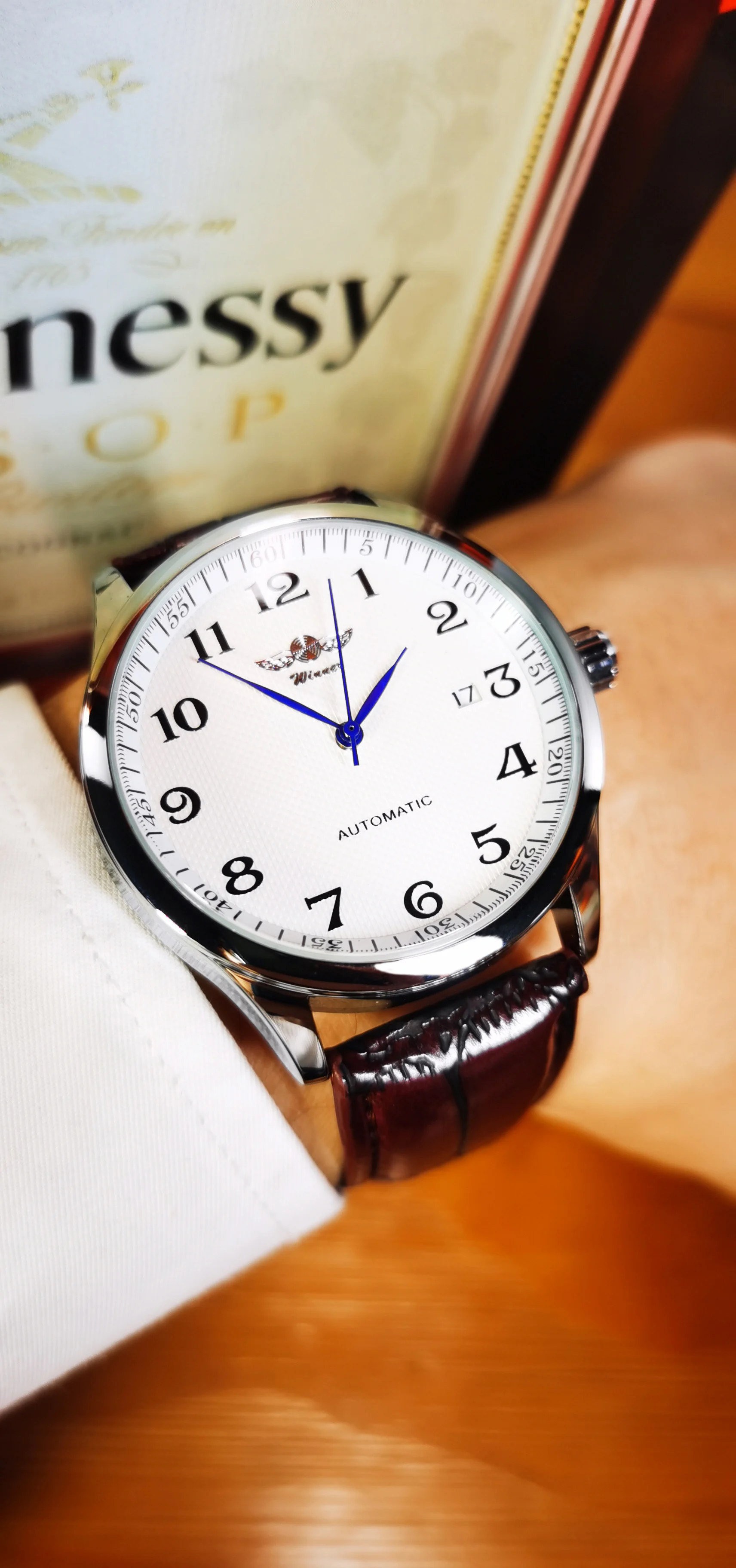 Winner Classic Business Watch for Men Retro Calendar Blue Hands Automatic Mechanical Watches Top Brand Luxury Steel Leather Belt