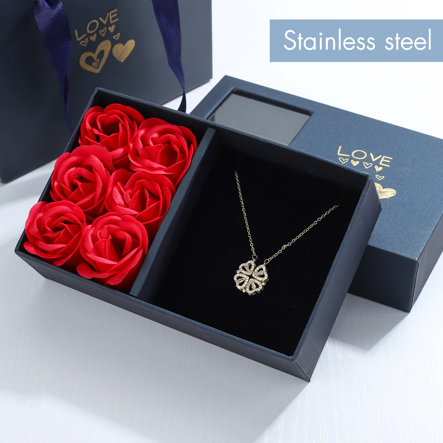 Rose Gift Box Four -leaf Grass Necklace Heart Necklace Cute Four Leaf Clover Necklace Dainty Gold Necklaces Gifts for Mother