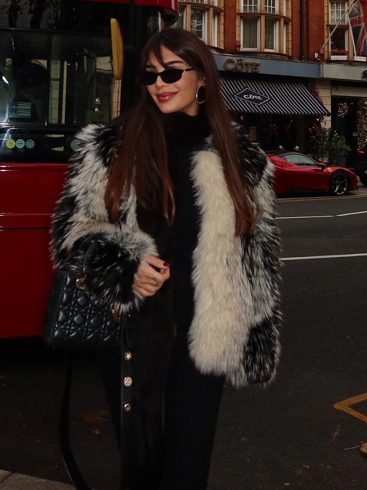Chic Street Faux Fur Jacket Women Short Coat Elegant Fluffy Loose Warm Long Sleeve Female Outwear 2025 Autumn Winter Lady Jacket