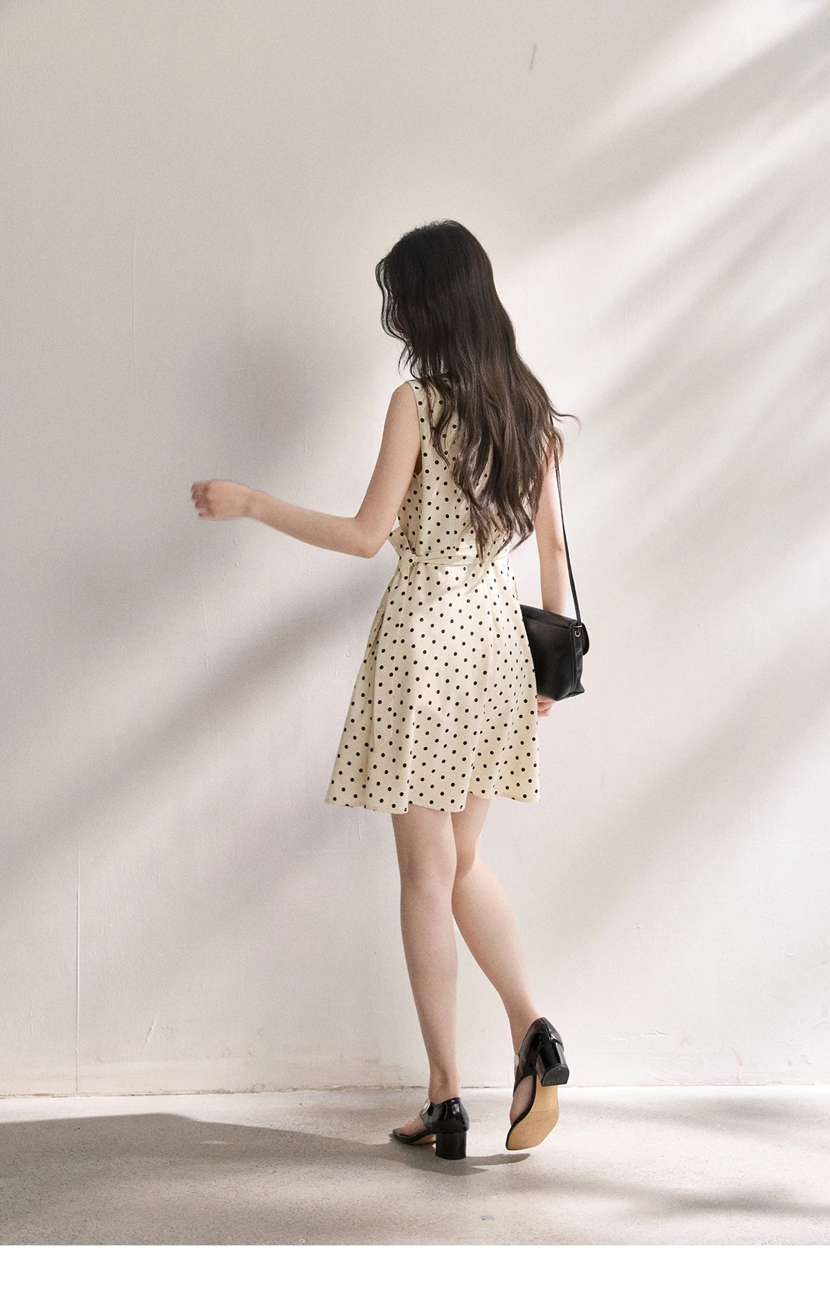 MISHOW 2026 Summer New Women Retro Polka Dot Dress Sleeveless Waist Belt Slim A-Line Party Gentle Mini Dress Apricot MXF22L2610