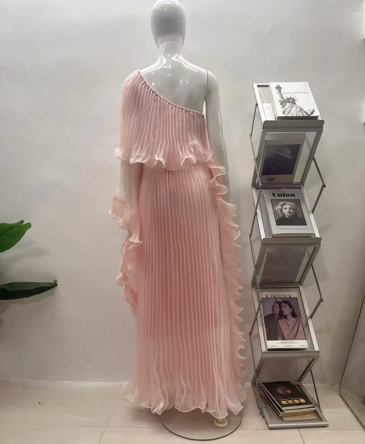 Miyake Fashion Design Dress Slanted Shoulder Solid Color Loose Women's Clothing Medium Length Elegant Dresses 2025 Summer New