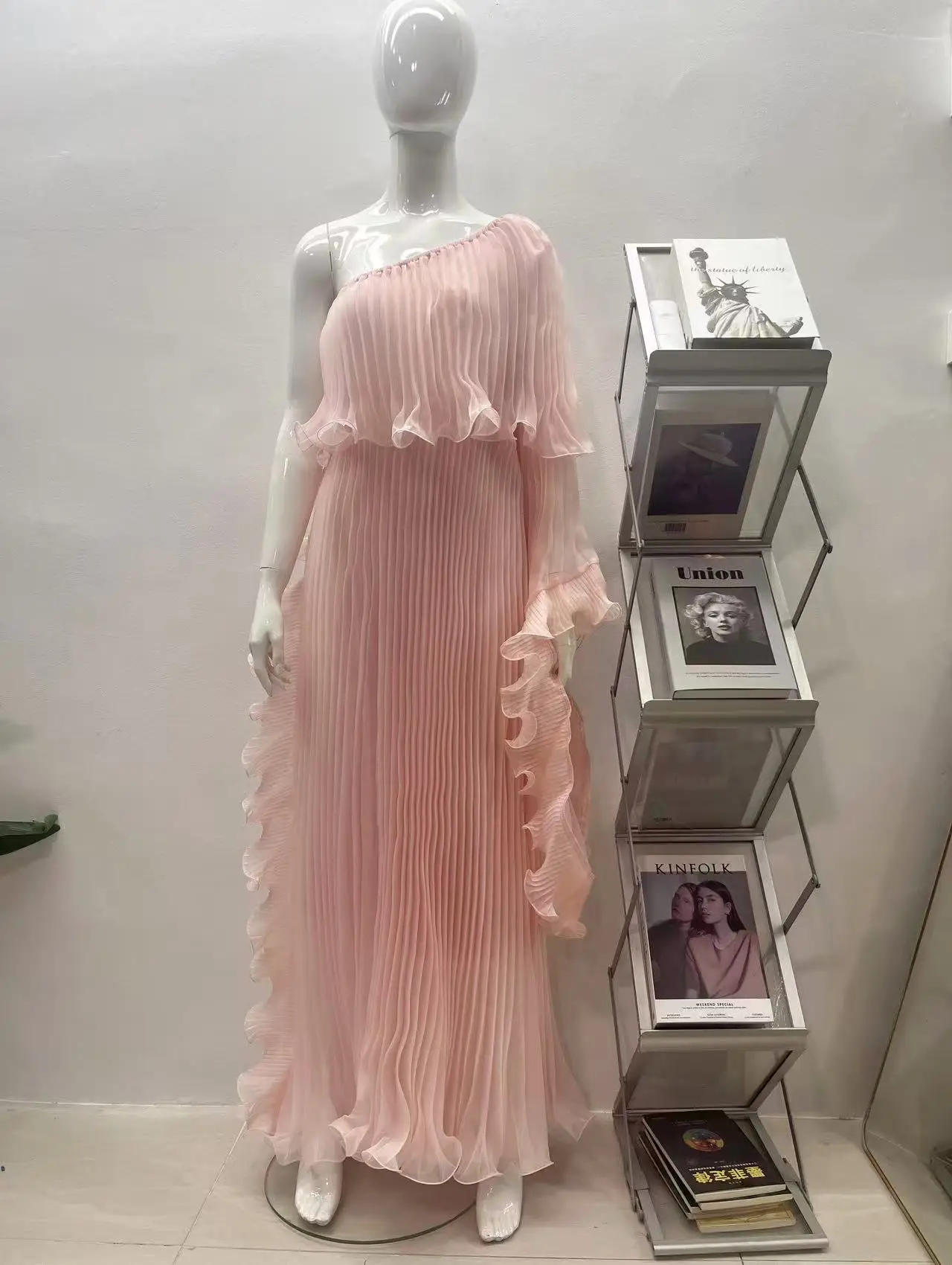 Miyake Fashion Design Dress Slanted Shoulder Solid Color Loose Women's Clothing Medium Length Elegant Dresses 2025 Summer New