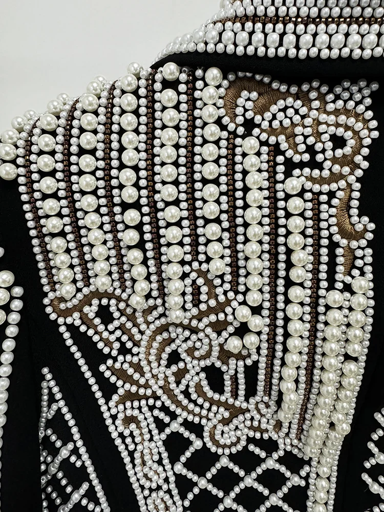 HIGH STREET Newest 2026 Stylish Designer Fashion Women's Luxurious Diamonds Pearls Embroidered Beaded Cropped Velvet Jacket