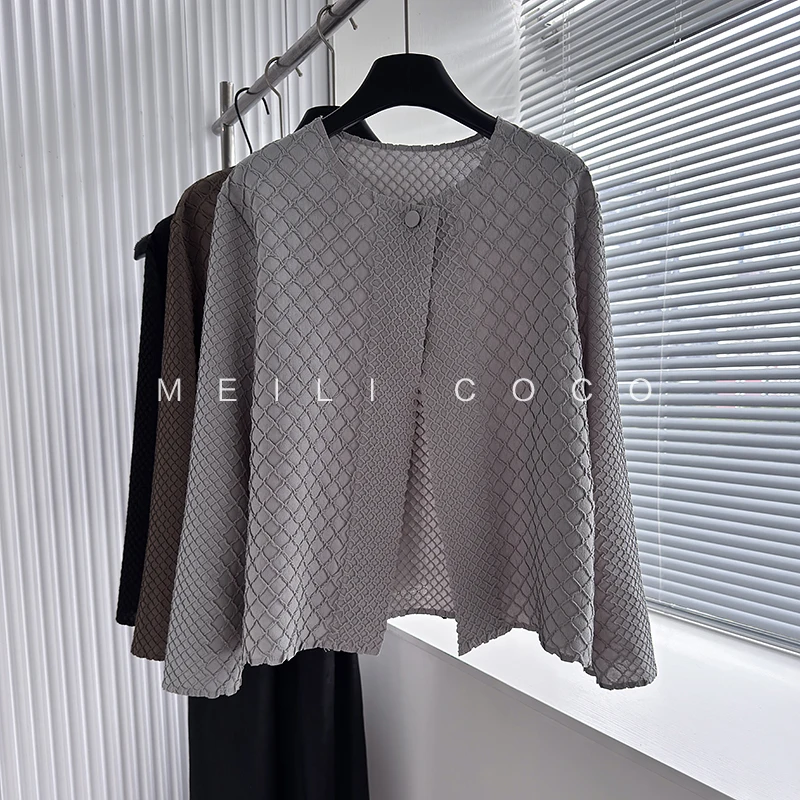 Miyake Pleated Jacket Female New 2025 Fall Round Neck Long-sleeved Blouse Loose Versatile Casual Thin Diamond Plaid Cardigan