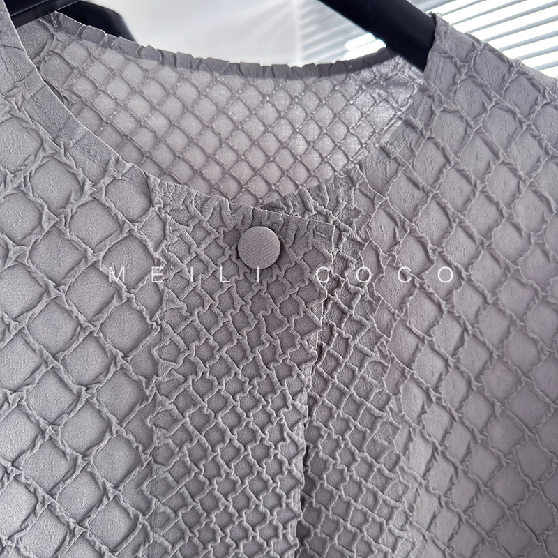 Miyake Pleated Jacket Female New 2025 Fall Round Neck Long-sleeved Blouse Loose Versatile Casual Thin Diamond Plaid Cardigan