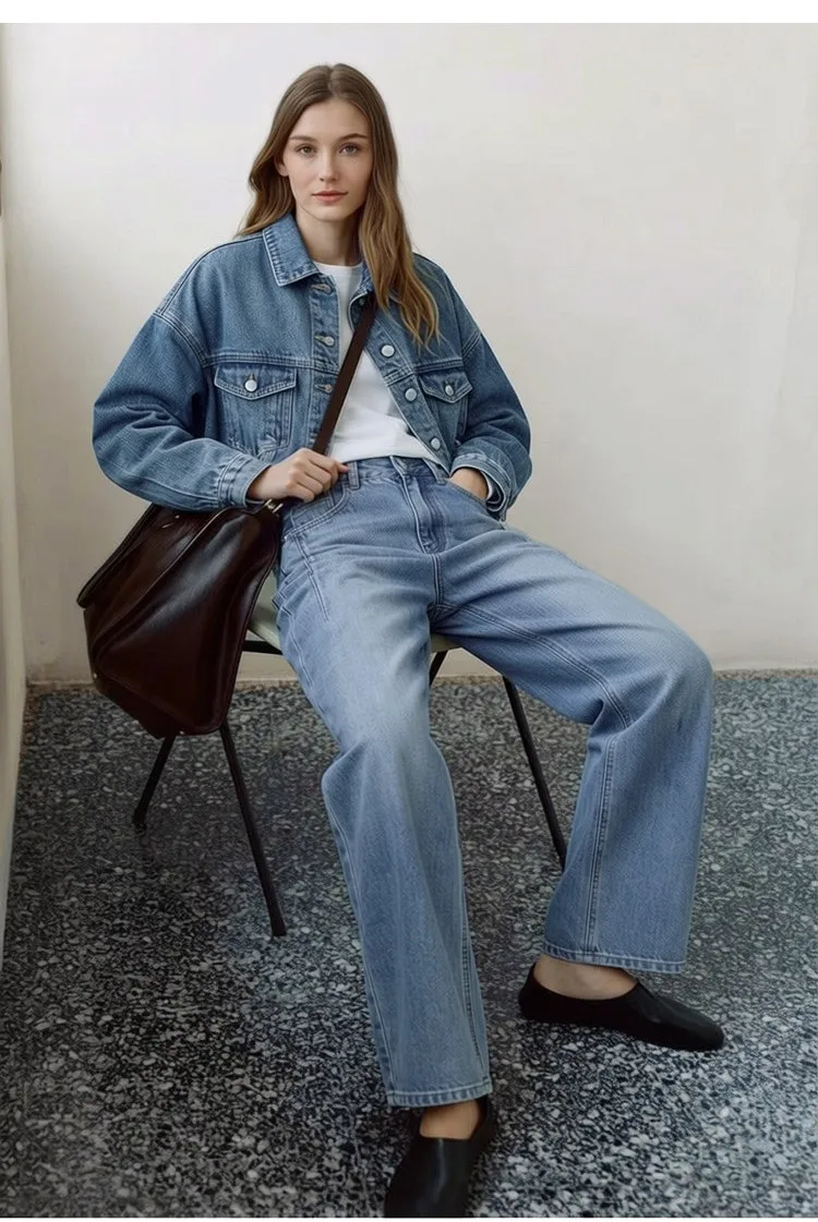 Amii Minimalism Women Jackets 2026 Autumn New Casual Versatile Pocket Women's Denim Jacket Short Loose Cotton Top 12611029