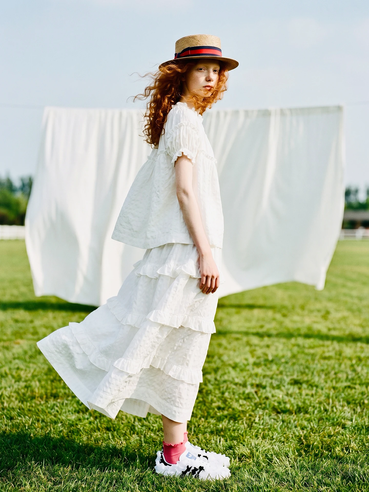 imakokoni original summer white bubble shirt for women's artistic three-dimensional texture pleated round neck shirt 265533