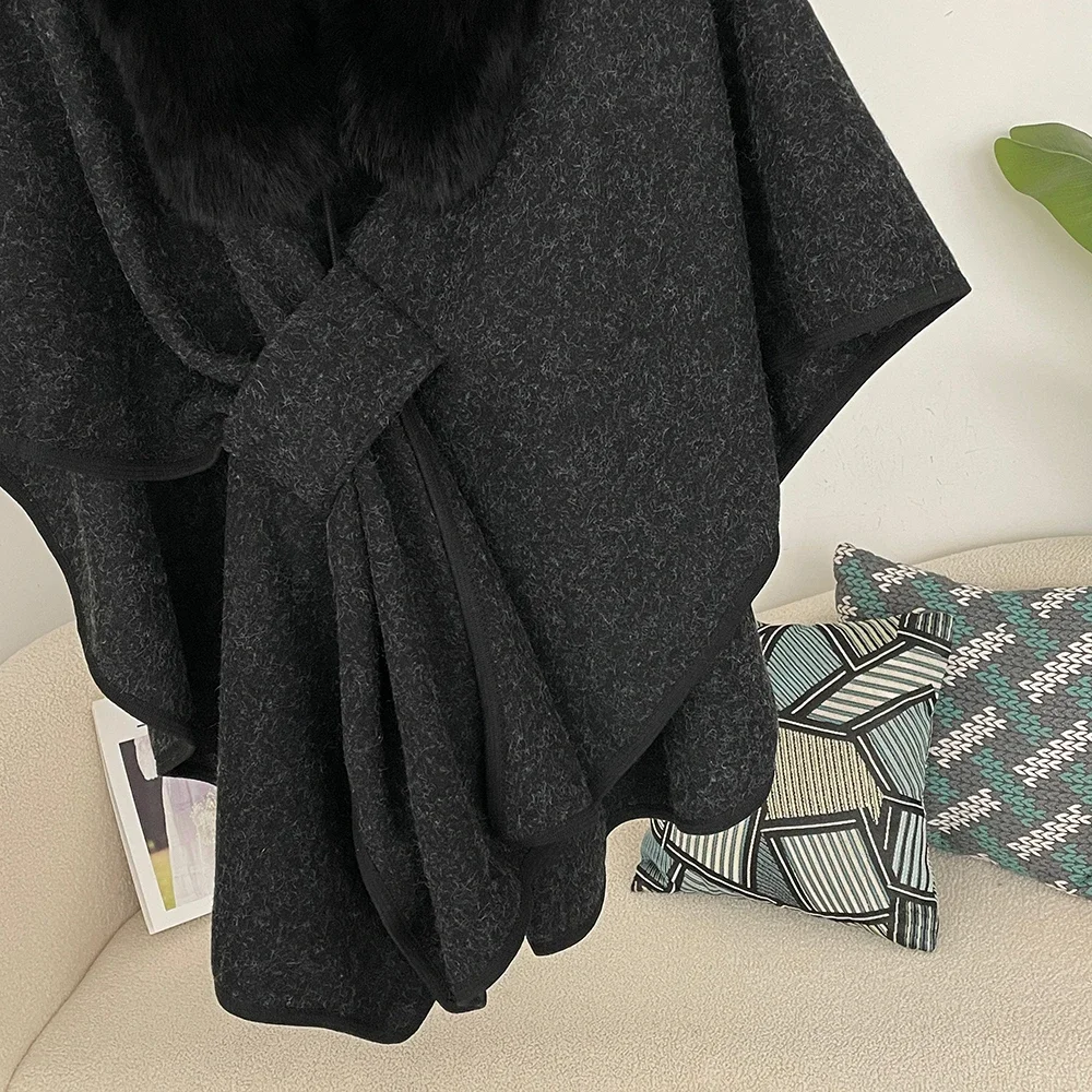 Spring Lanket Scarf Female Real Fur Coat Women Cloak Poncho Winter Warm Shawl Designer Thickening BPashmina Cape Stole Fur Coats