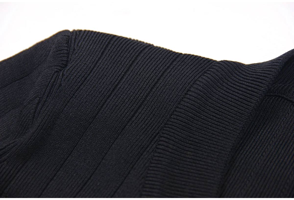 SML Black And White High-quality Fashionable Elastic Knitted Fabric Button Decoration Short Sleeved Slim Fitting Women's T-shirt