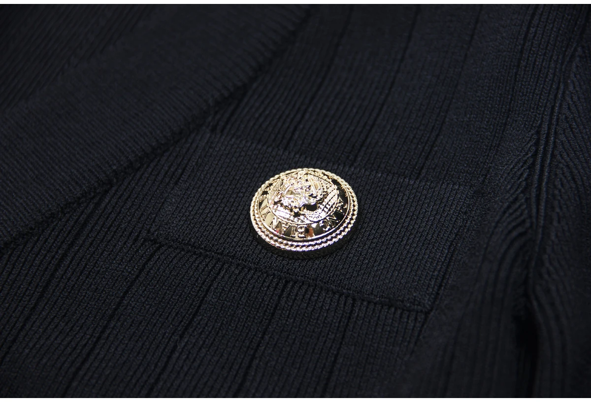 SML Black And White High-quality Fashionable Elastic Knitted Fabric Button Decoration Short Sleeved Slim Fitting Women's T-shirt