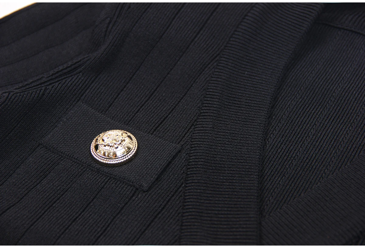 SML Black And White High-quality Fashionable Elastic Knitted Fabric Button Decoration Short Sleeved Slim Fitting Women's T-shirt