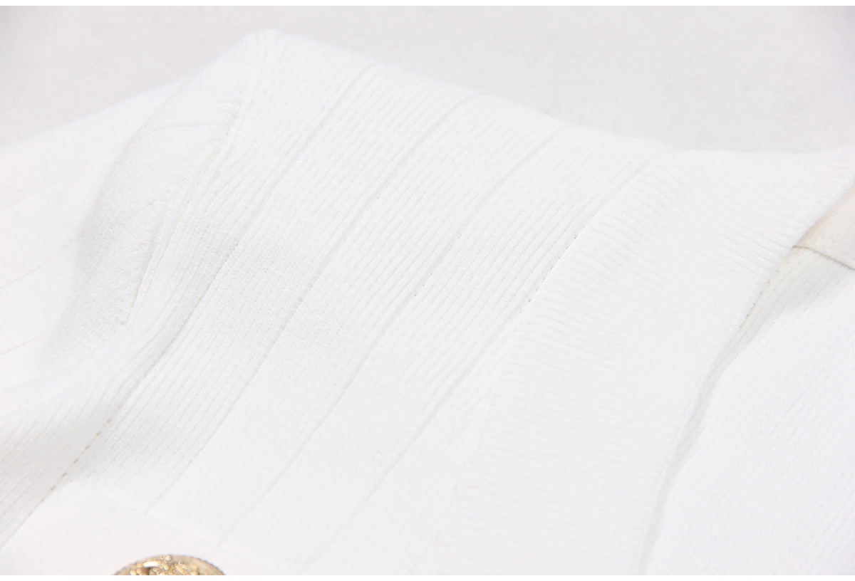 SML Black And White High-quality Fashionable Elastic Knitted Fabric Button Decoration Short Sleeved Slim Fitting Women's T-shirt