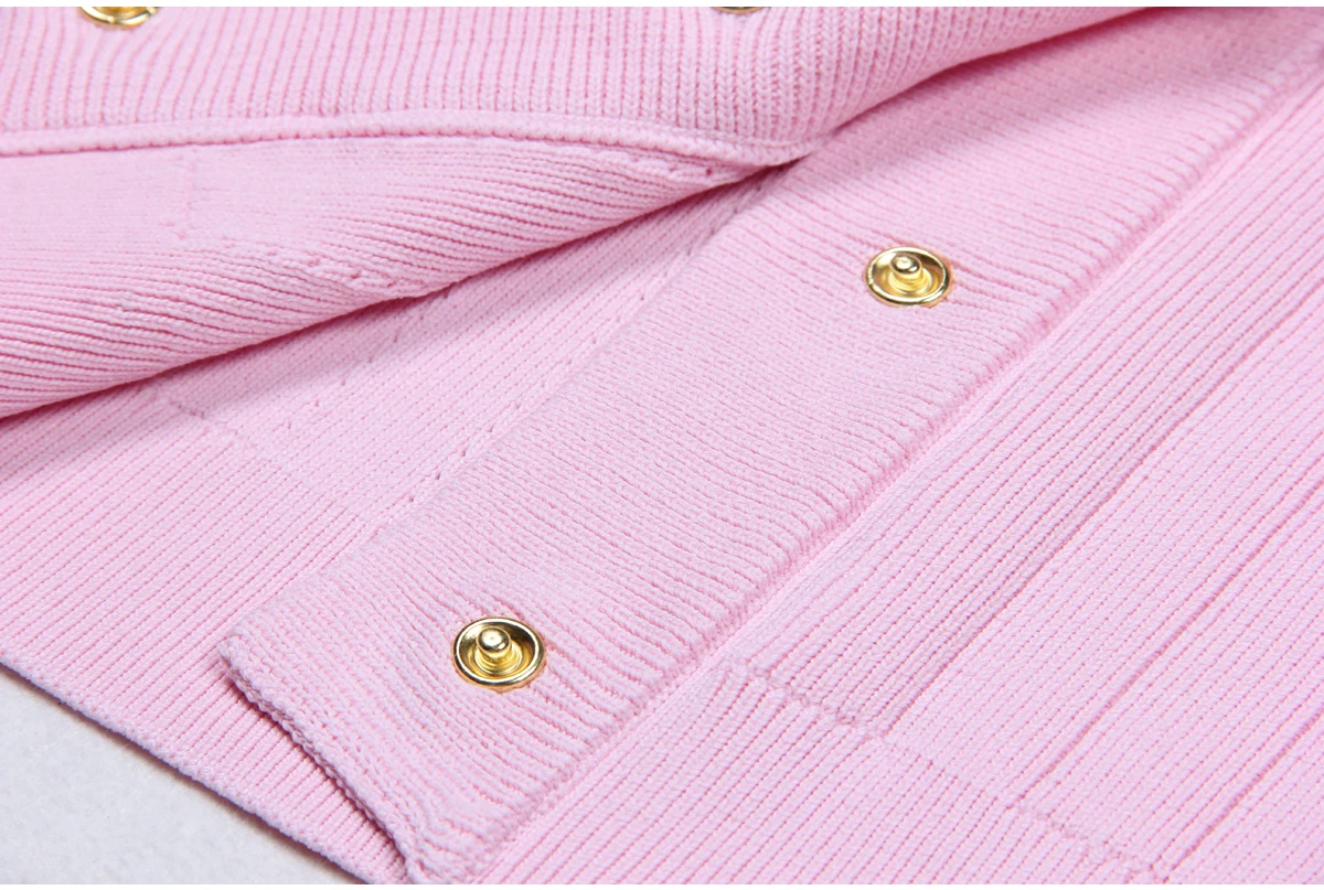 SML Black And White High-quality Fashionable Elastic Knitted Fabric Button Decoration Short Sleeved Slim Fitting Women's T-shirt