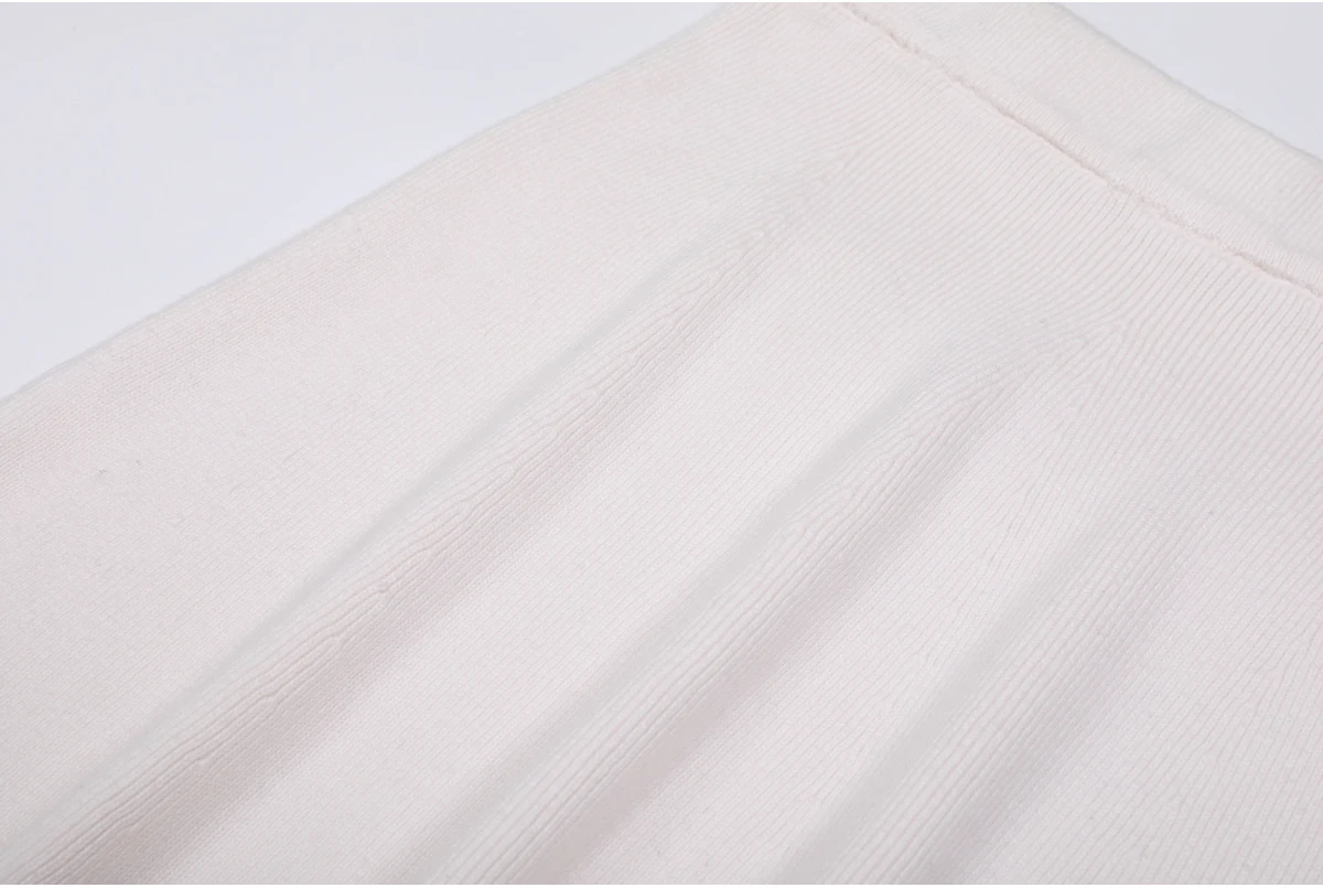 High Quality Spring And Autumn New Style Bright Silk Nail Bead Bow Belt Top Knitted Cardigan+half Skirt Slim Fit Women's Set