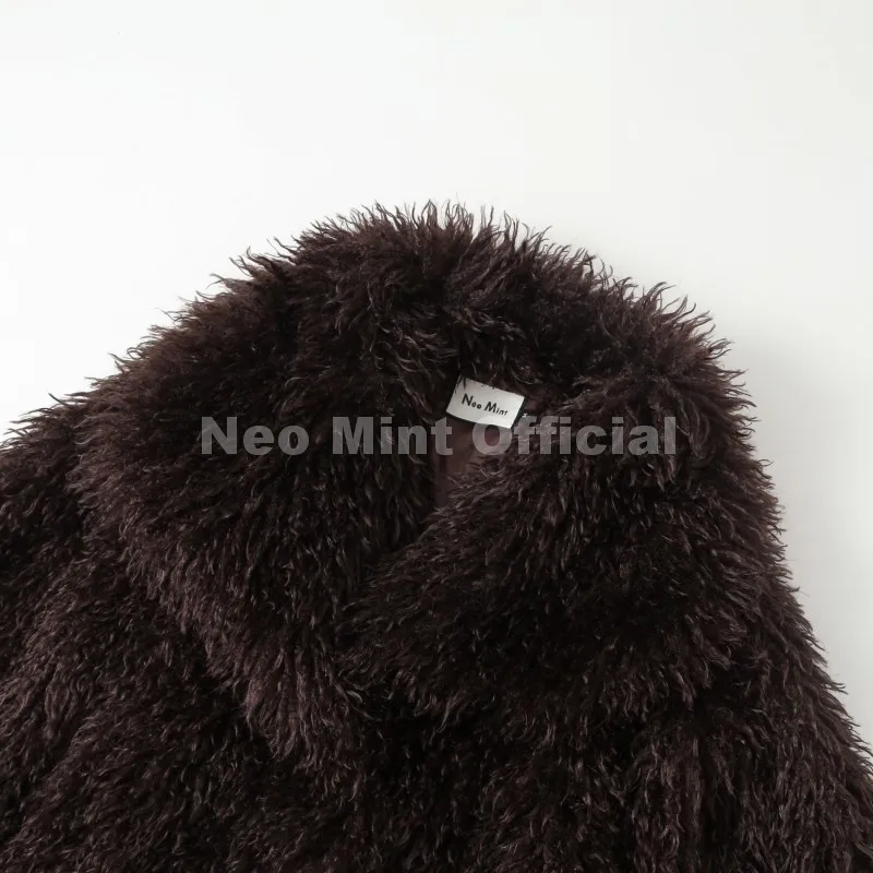 Neo Mint 2025 Winter Lulicore Fashion Brown Faux Fur Coat Women Chic Autumn Warm Fluffy Sheep Fur Jacket Big Fur Collar Overcoat