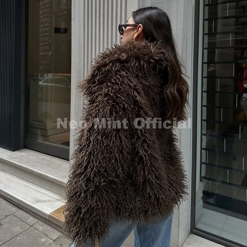 Neo Mint 2025 Winter Lulicore Fashion Brown Faux Fur Coat Women Chic Autumn Warm Fluffy Sheep Fur Jacket Big Fur Collar Overcoat