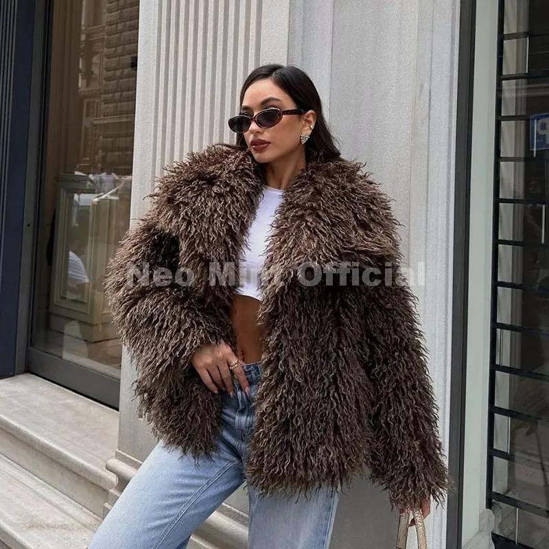 Neo Mint 2025 Winter Lulicore Fashion Brown Faux Fur Coat Women Chic Autumn Warm Fluffy Sheep Fur Jacket Big Fur Collar Overcoat