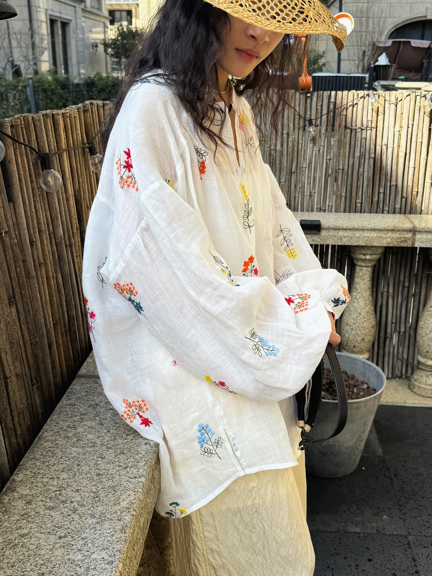 Women Summer Sexy Bohemian Blouses V-Neck Flower Embroidery Blouses Fashion Women Elegant White Tops Shirts