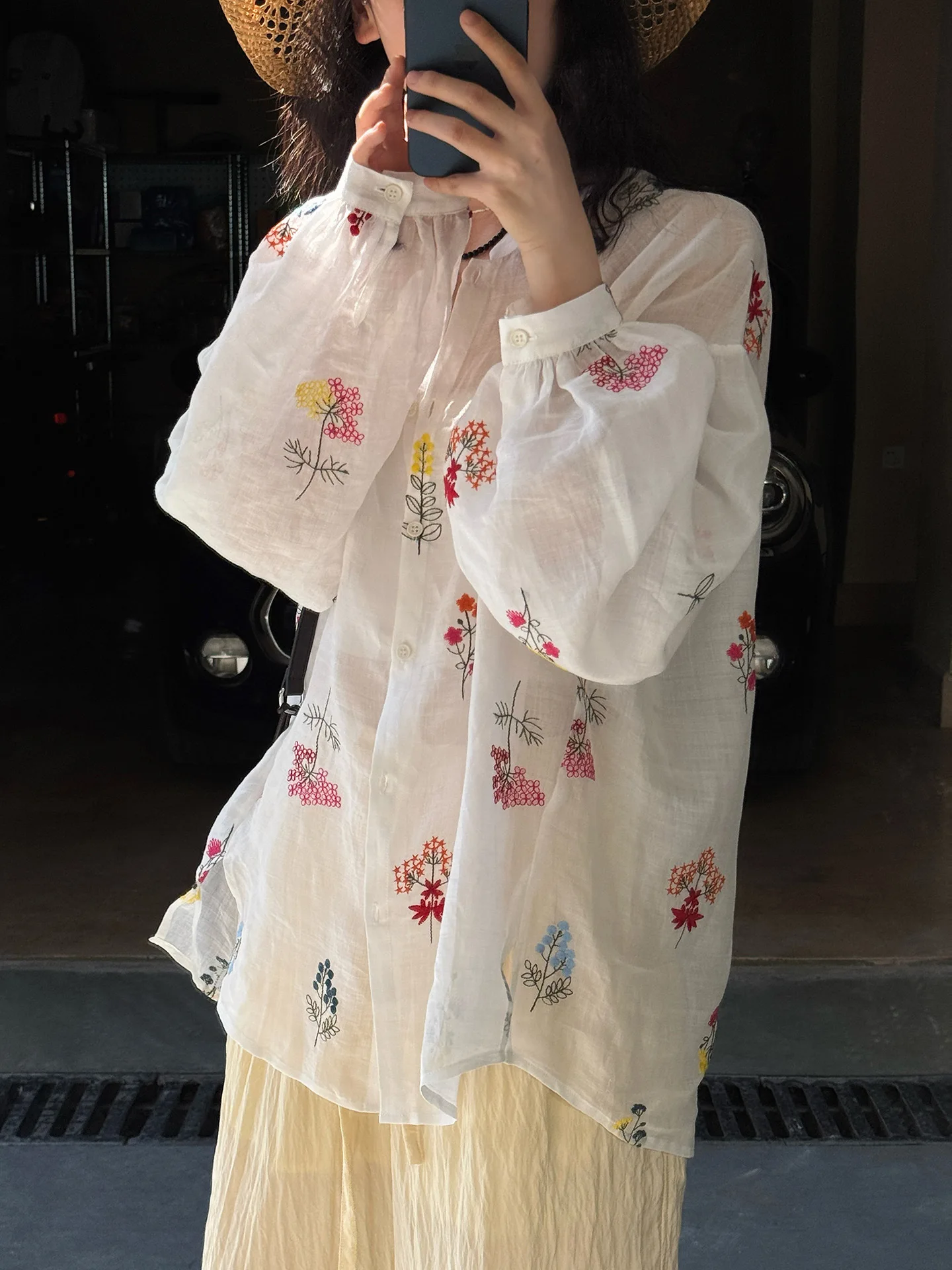 Women Summer Sexy Bohemian Blouses V-Neck Flower Embroidery Blouses Fashion Women Elegant White Tops Shirts