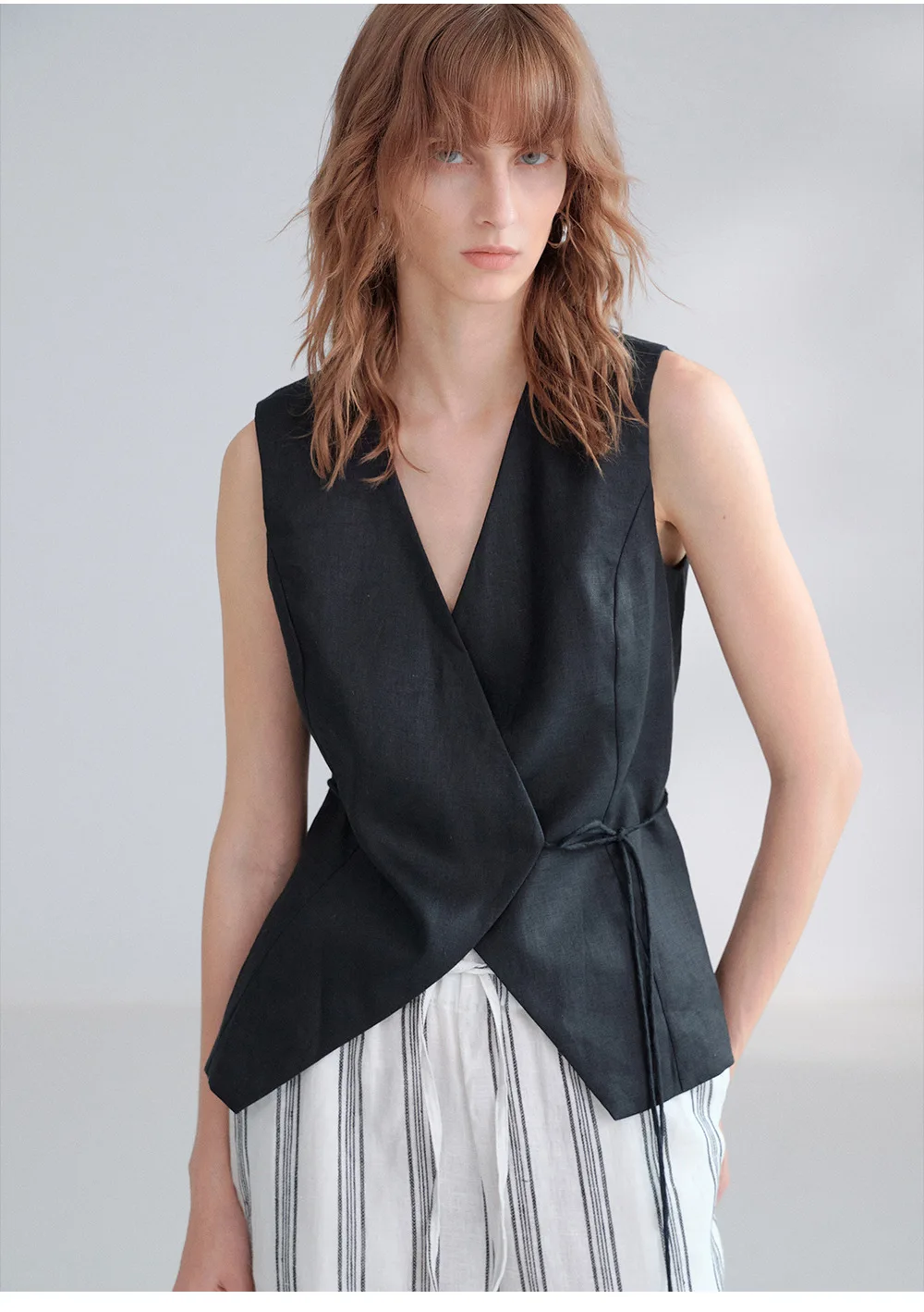 100% Linen V-Neck Vest Women's Tank Top French Vintage Lace-up Top Casual Sleeveless Office Ladies Waist-Cinched Linen Tops