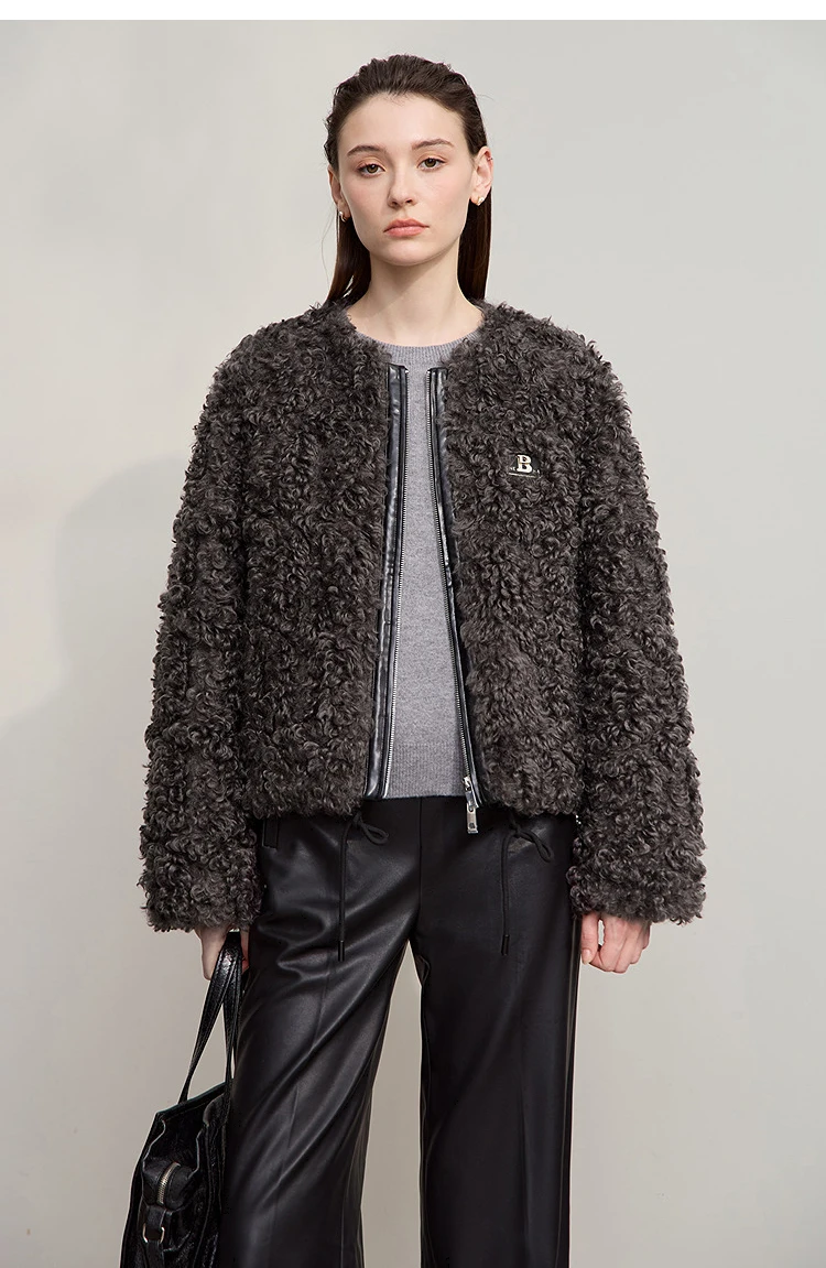 AMII Women's Coat 2026 Winter Warm Minimalist Loose Short Fur Coats Elegant Zipper Long Sleeve Jacket Woman Clothing 12514003