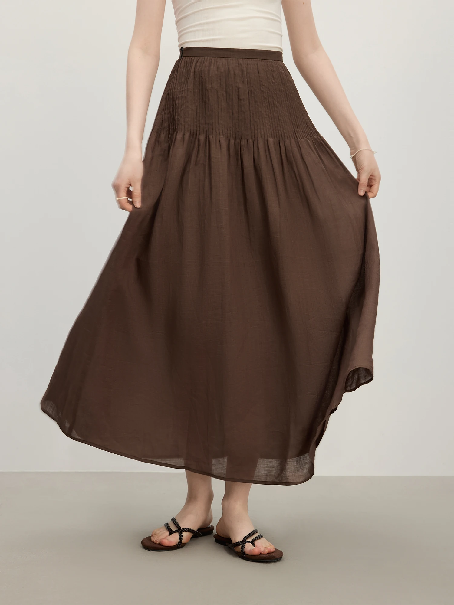 FSLE 2025 Summer Women's Structured Tuck High Waist A-Line Skirt - Flared Hem & Lightweight Fabric for Slimming Elegance