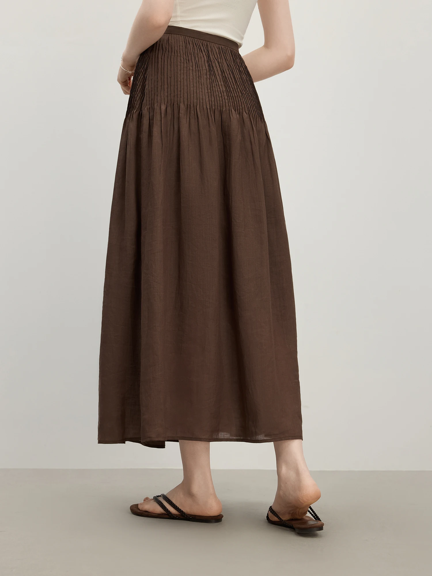 FSLE 2025 Summer Women's Structured Tuck High Waist A-Line Skirt - Flared Hem & Lightweight Fabric for Slimming Elegance