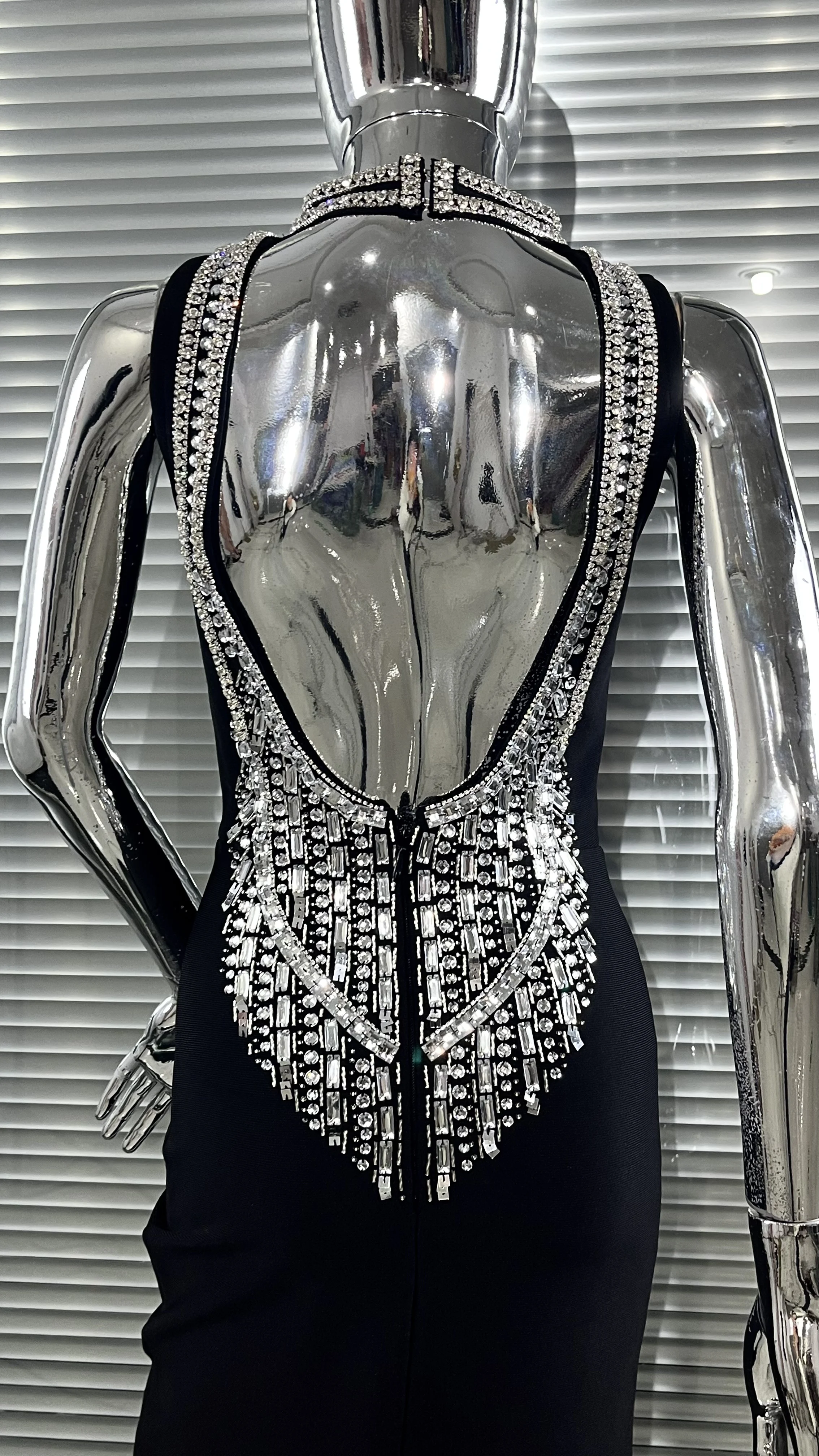 Customization Stylish Backless Sparkling Diamond Long Sleeve Black Dress