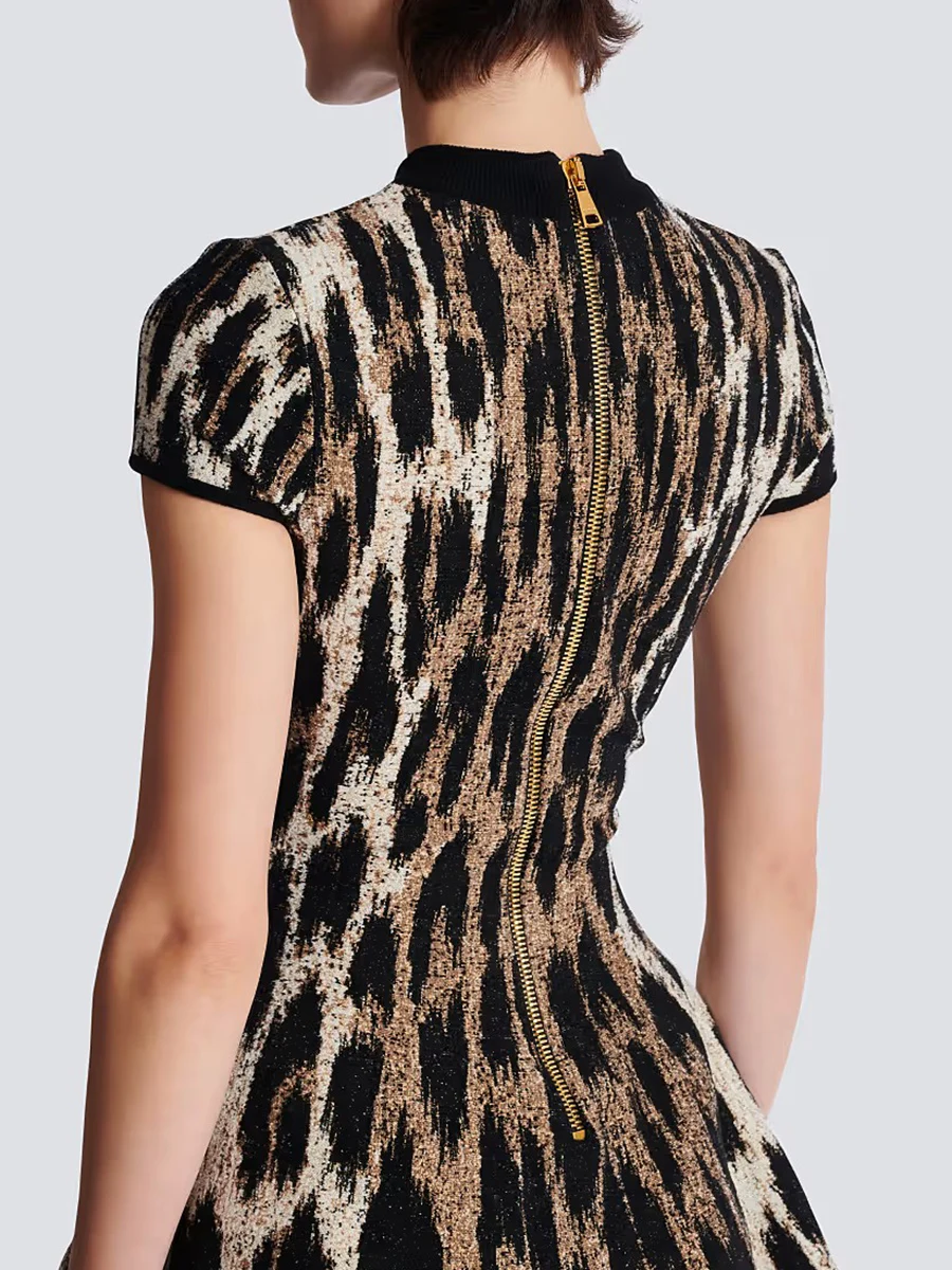 TWOTWINSTYLE Leopard Slimming Fashion Dresses for Women Round Neck Short Sleeves High Waist Casual Mini Dress Female Clothing