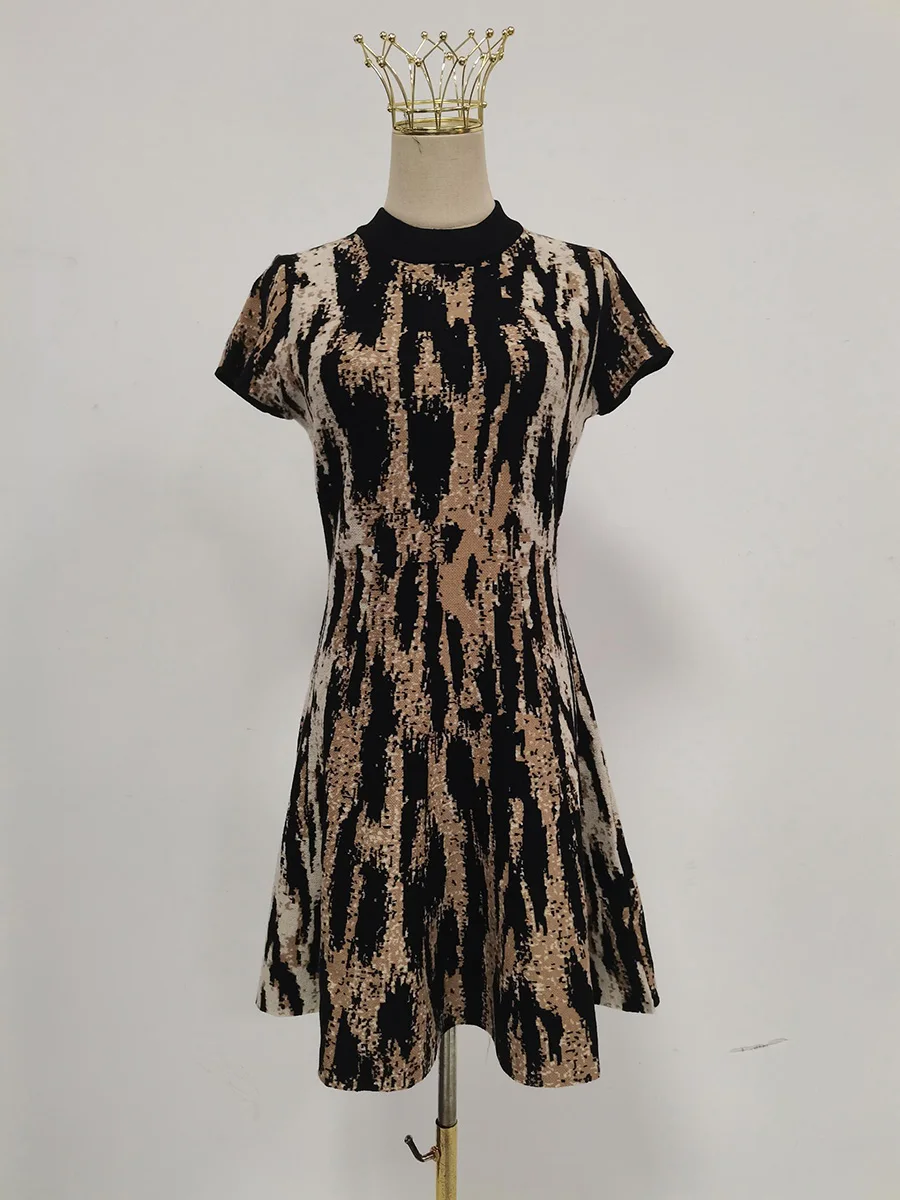 TWOTWINSTYLE Leopard Slimming Fashion Dresses for Women Round Neck Short Sleeves High Waist Casual Mini Dress Female Clothing