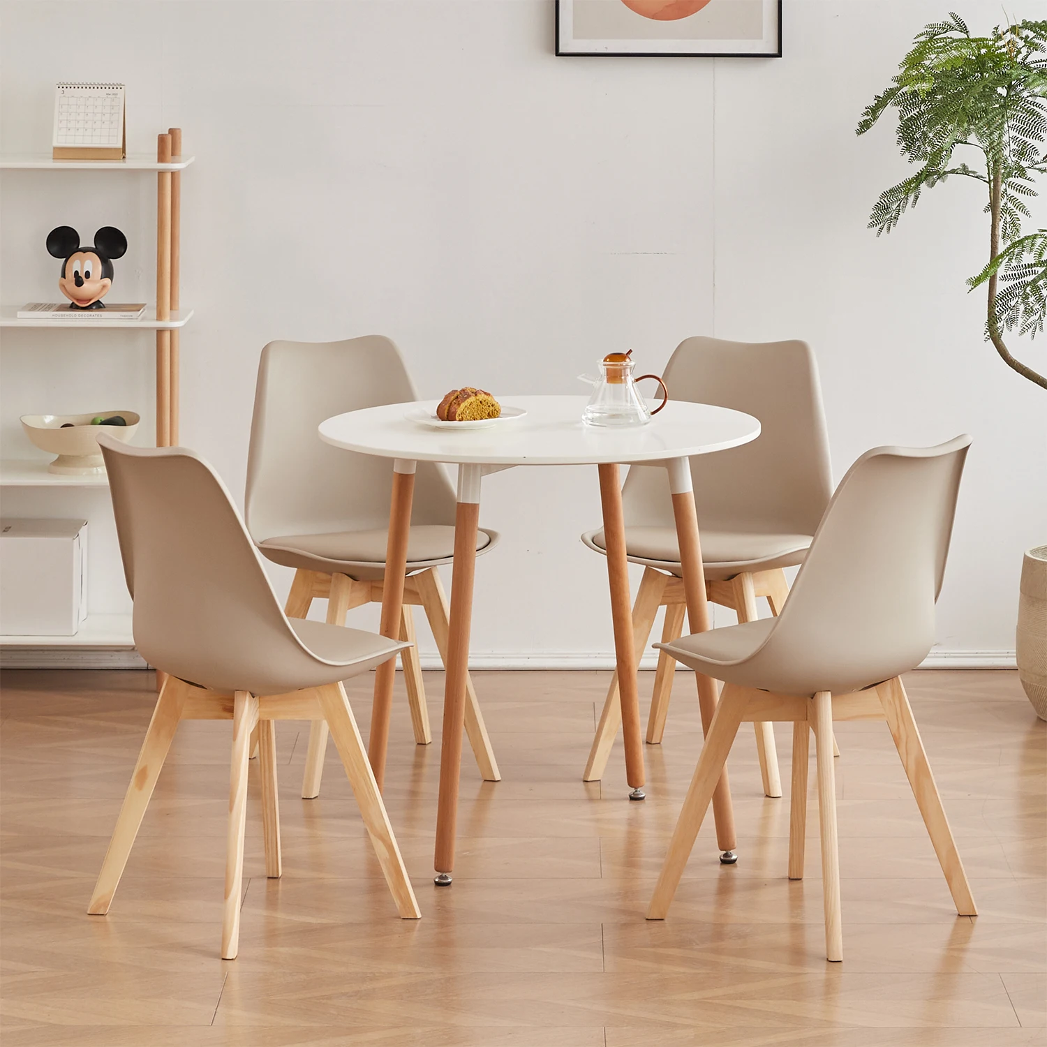 Set of 4 / 6 Nordic Medieval Dining Chairs PU Padded Seat Beech Wood Legs Desk Chairs for Dining Room Bedroom Balcony Restaurant