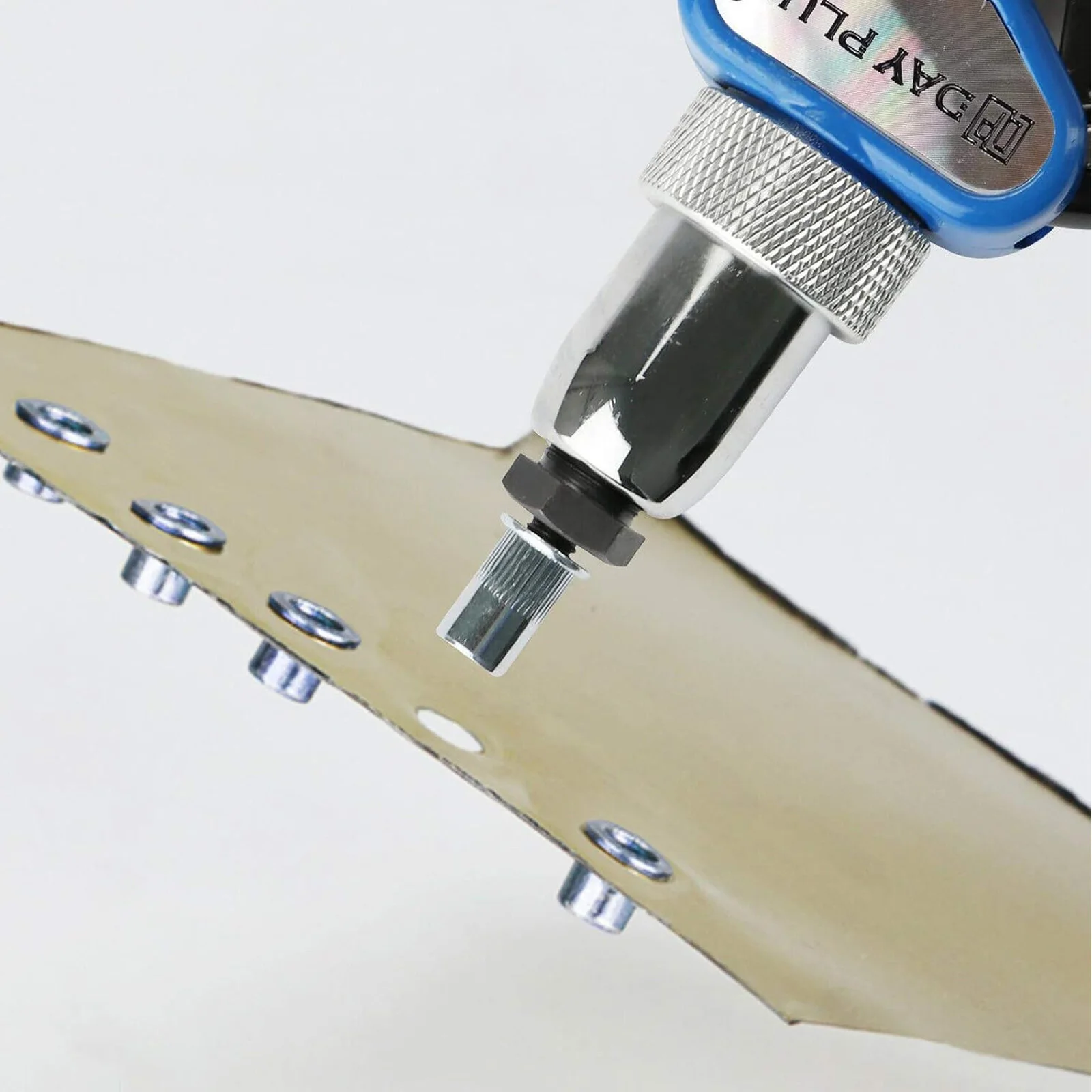 Professional Rivet Nut Pliers Set Blind Riveter Set Riveting Machine Threaded Nut Riveting M5-M12 Tool with 150 Rivet Nuts