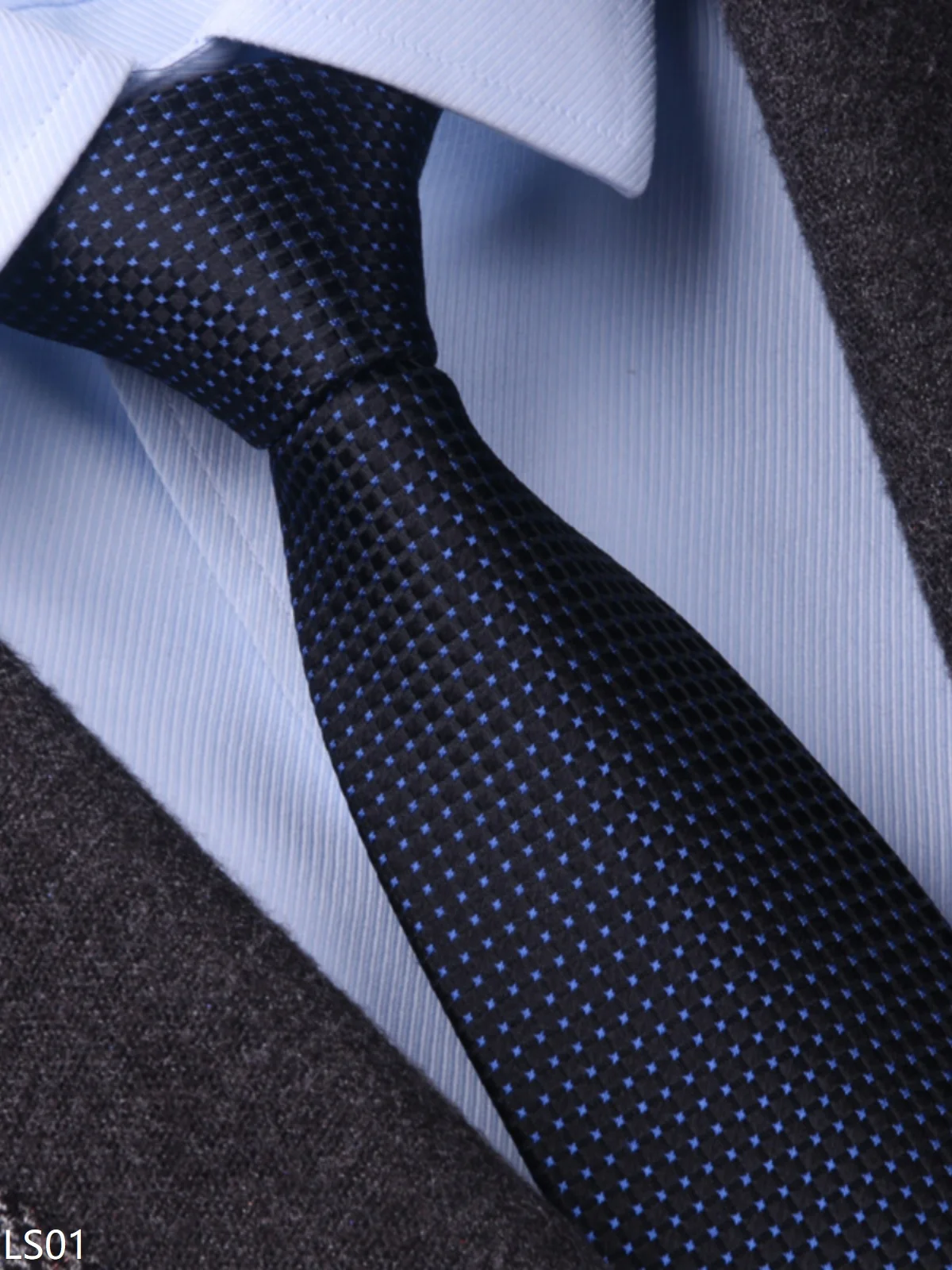 High Quality 100% Real Silk Tie For Men's Business Banquet Formal Shirt Accessories With Fashionable Striped Pattern 8CM Necktie