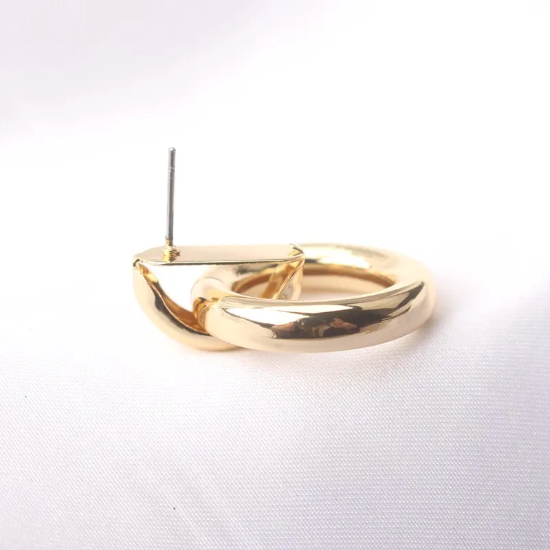 Gold Color Metal Drop Earrings Irregular Hollow Heart Pendants Earrings Twisted Geometric Personality Earrings for Women