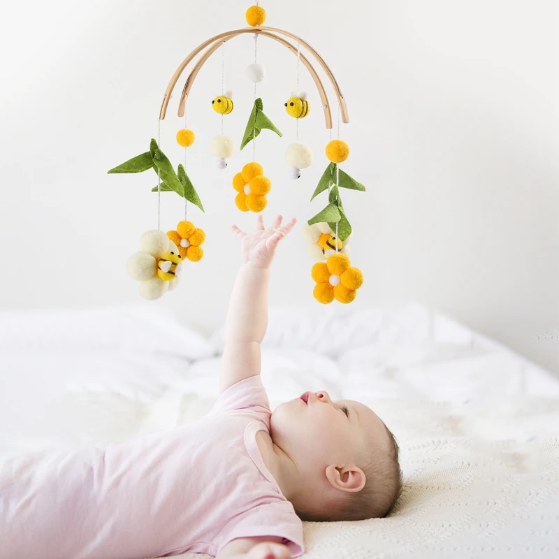 1Set Baby Crib Mobile Rattles Toys Cartoon Bee Bed Bell Kids Toy Room Decor Photography Props Toddler Rattles Hanging Toys