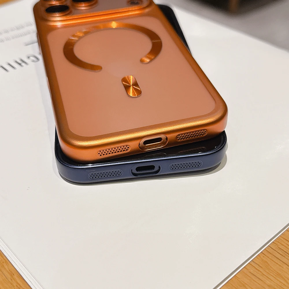 Luxury Matte Translucent Magnetic Phone Case For iPhone 18 17 Pro Max 17Pro Cases For Magsafe Wireless Charging Protector Cover
