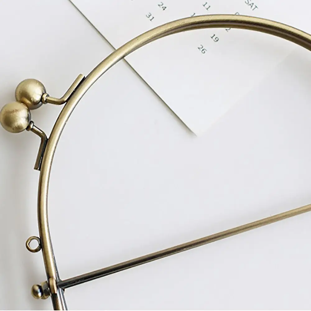 New Mini Metal Purse Frame Kiss Clasp Bag Hardware Vintage Bag Kiss Clasp Lock Purse Clasp Frame DIY Craft